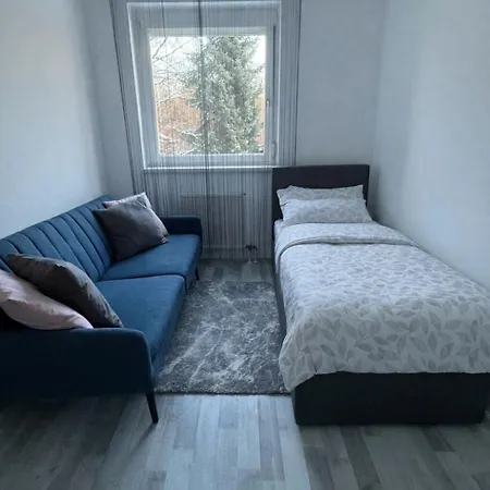 Helle City-wohnung Mit Balkon Nahe Bahnhof 公寓